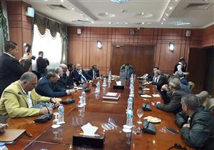 وزير الرياضة يجتمع باللجنة المنظمة لبطولة البحر المتوسط في بورسعيد