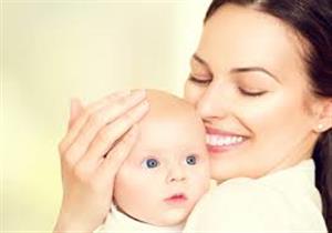 وسائل بسيطة لتخفيف آلام التسنين عند رضيعك