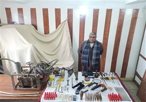 بالصور.. ضبط تاجر لاتهامه بإدارة ورشة تصنيع أسلحة نارية في كفر الشيخ