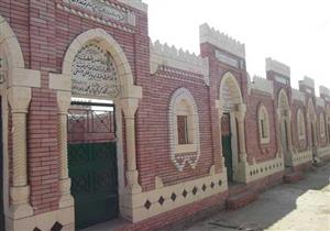  المفتي: لا مانع شرعاً من وضع "بلاط السيراميك" على المقابر من الخارج