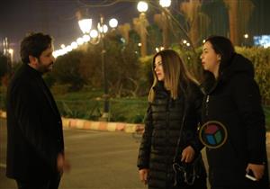 صور| دنيا وإيمي سمير غانم أولى الحاضرات لعزاء والدة مصطفى خاطر