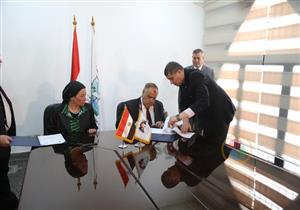 وزيرة البيئة توقع بروتوكول إنشاء محطات وسيطة للمخلفات الصلبة