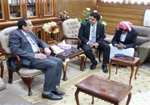  محافظ شمال سيناء يبحث سبل تفعيل دور "المجتمع المدني" في العريش