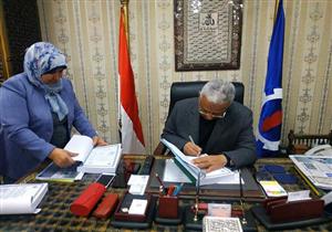 محافظ السويس يخفض درجات القبول في 4 مدارس فنية 