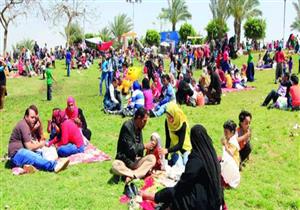 بالفيديو.. أمين الفتوى: صلاة المرأة جالسة في المنتزهات لا تجوز