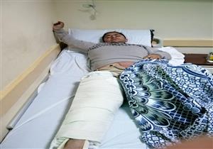  وزير الزراعة يطمئن على طبيب بيطري ركله "عجل" في حملة لتحصين الماشية 