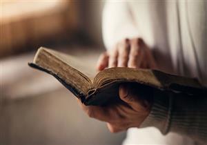   أمين الفتوى يحذر من اقتناء كتب السحر: ليس من العلم في شيء