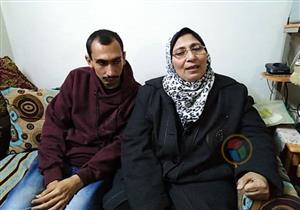 صور| حكاية 30 سنة عطاء.. الأم المثالية بالإسكندرية: أخشى على مصير ابني