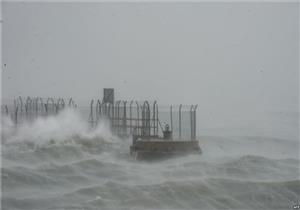 حاكم لويزيانا الأمريكية يتوقع ارتفاع حصيلة الوفيات بسبب الإعصار إيدا