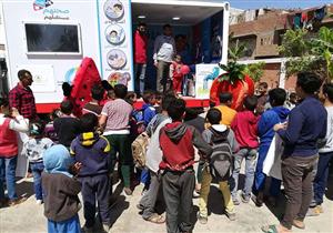 عروض وهدايا في "سيارة التوعية" لترشيد استهلاك المياه بالمنيا