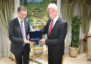 بالصور.. محافظ جنوب سيناء يستقبل القنصل الفرنسي