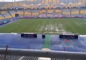 مسؤول ببرج العرب لمصراوي: بعد معاينة "كاف" للملعب.. أرضيته تتحمل أي تغيّرات مناخية