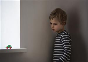 أسباب متعددة للتوحد عند الأطفال.. إليكِ أعراضه وموعد ظهورها