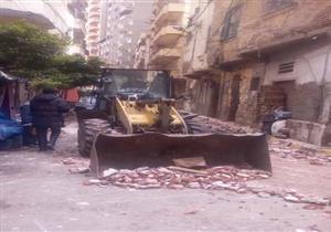 الحماية المدنية تنقذ 5 أسر.. انهيار جزئي لعقار في الإسكندرية