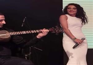 بالصور.. المطربة ديلارا كازيموفا تروج لشرم الشيخ برحلة سفاري