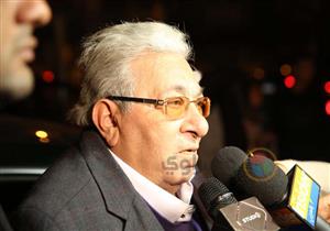 فاروق فلوكس عن نجله: "تخلص من الأعمال وبيصلي ويقرأ قرآن"