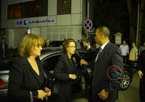 سوزان مبارك تشارك في عزاء زوجة فتحي سرور بعمر مكرم (صور)