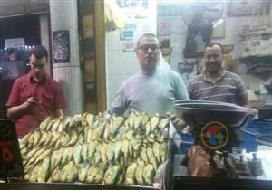 "الرنجة الهولندي" تكسب الفسيخ في دمياط.. وربات البيوت يدخلن المنافسة