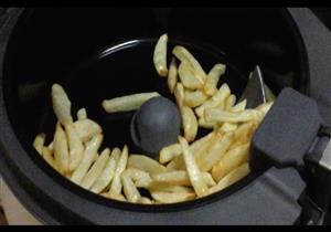 هل تسبب قلاية البطاطس الحديثة مخاطر على الصحة؟