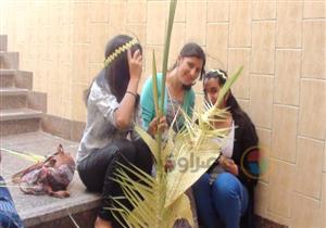صور| أقباط جنوب سيناء يتوجهون للكنائس احتفالا بـ"أحد السعف"