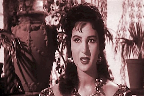 في ذكرى وفاتها.. مرض أنهى حياة نعيمة عاكف مبكرًا 