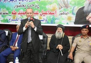 صور.. محافظ كفر الشيخ يشهد الاحتفال بعيد القيامة في كنيسة القديسة دميانة