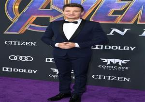   استوحي إطلالتك الكلاسيكية من نجوم فيلم "Avengers"