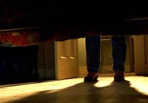 المتهم بقتل عاطل الخصوص: هدد زوجتي بنشر مقاطع جنسية فخرجت له من تحت السرير 