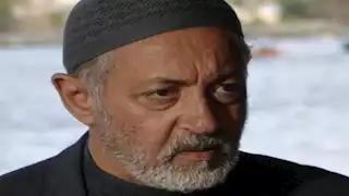 تجديد حبس نجل الفنان عبدالعزيز مخيون 15 يومًا