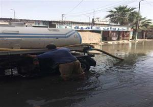  صور| بسبب انفجار ماسورة.. قطع المياه عن بعض المناطق في المحلة 