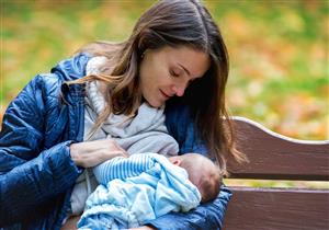 للأمهات.. نصائح لرضاعة آمنة في شهر رمضان