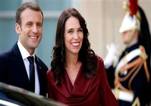 أردرن وماكرون يدشنان حملة ضد مواد الإرهاب والعنف على الإنترنت 