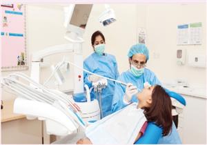 "رسالة رعب" إلى 560 مريضا بعد ما جرى في عيادة أسنان