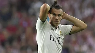 "لا أعيش حياة النجوم"..جاريث بيل يكشف عن مخاوفه من الإفلاس ومخططه للحفاظ على ثروته