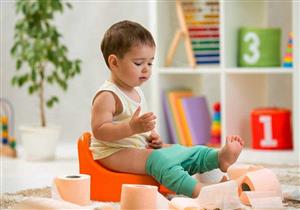 الإسهال قد يعرض طفلك للتشنجات في هذه الحالة.. إليك الأسباب والعلاج