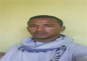 استنشقوا غازات.. مصرع 3 عمال أثناء تطهيرهم بالوعة صرف صحى في أسوان - صور