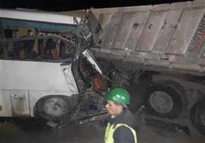 مصرع 2 وإصابة 17 آخرين في حادث تصادم بأسوان