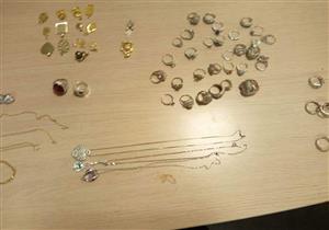 ضبط كيلو جرام ذهب مرصعًا بالألماس مع أمريكي بمطار القاهرة