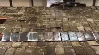 ضبط طن من مخدر الحشيش داخل مخزن في الإسكندرية