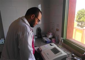 فحص 1300 مواطن في قافلة للصحة بدمياط