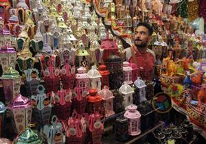 بالصور.. أهل الإسماعيلية يحتفلون برمضان: في بيتنا "فانوس وخيامية"