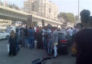 إصابة 3 أشخاص في سقوط سيارة من أعلى كوبري داخل وحدة مرور العجوزة