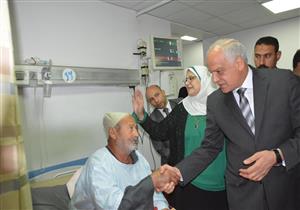 محافظ الجيزة يلتقي مديري المستشفيات لبحث الارتقاء بالمنظومه الصحية