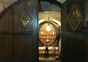 مستشفى فرنسي يعالج مرضاه بـ "الخمور"