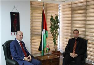 السفير الفلسطيني يستقبل مدير صندوق الأمم المتحدة للسكان بالقاهرة