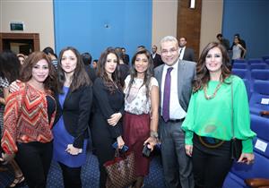 بالصور| الإعلاميون يحتفلون بـ"الممر" وسط نجومه بقاعة المنارة