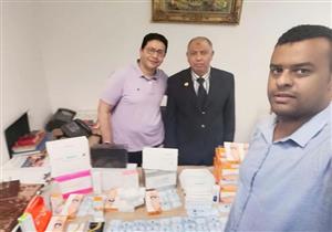 بالصور.. إحباط محاولة تهريب أدوية ومستحضرات تجميل في مطار برج العرب