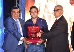 مصطفى خاطر يشكر جمهوره بعد تكريمه في "الوفد" 