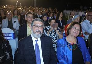  صور| ماجد الكداوني يشهد حفل تخرج ابنته