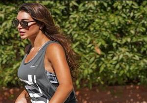 بعد اليوجا.. شاهد 35 إطلالة رياضية لياسمين صبري